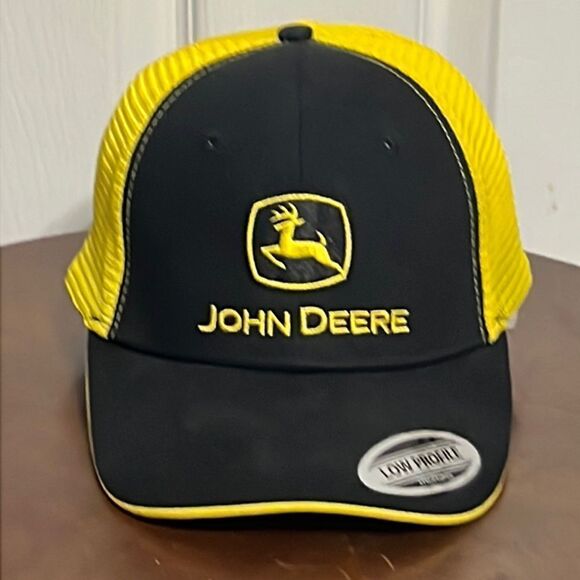 🔥🔥 JOHN DEERE Snapback Hat “NEW” - Black/Yellow 🔥🔥 - Picture 1 of 8